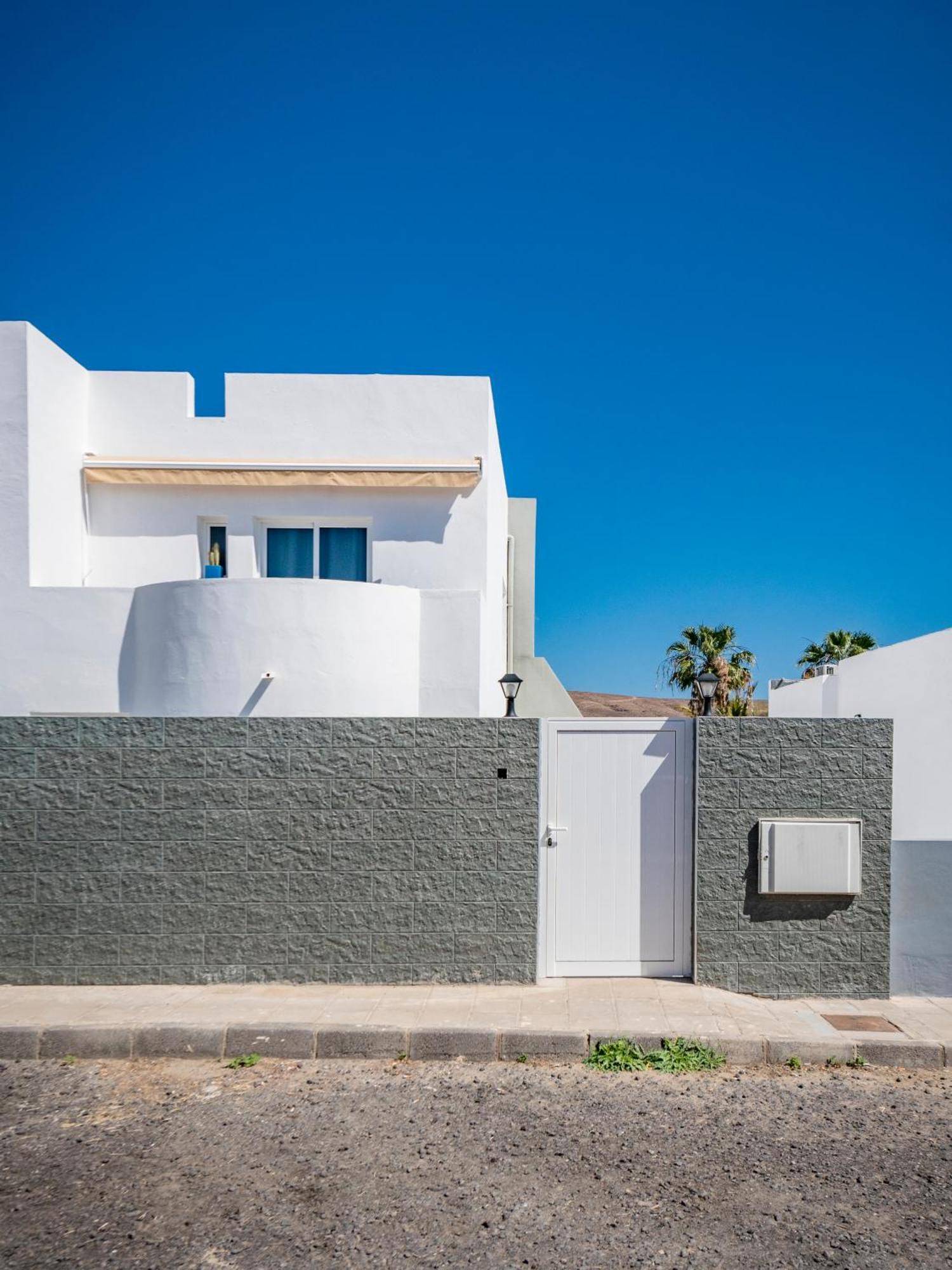 Miramar Apartment Tarajalejo Bagian luar foto